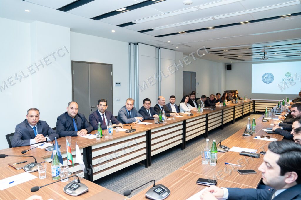 İCMA və UNEC arasında əməkdaşlıq memorandumu imzalanıb.