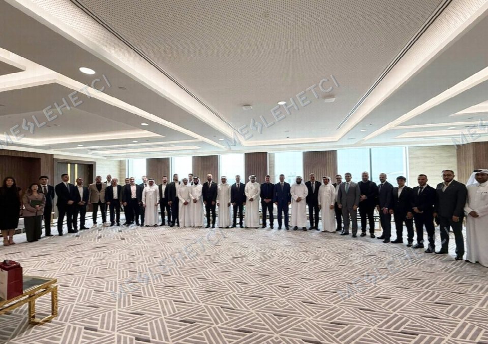 Doha şəhərində Azərbaycan və Qətər Hökumətləri arasında Birgə Komissiyanın 4-cü iclası çərçivəsində Azərbaycan-Qətər Birgə Biznes Şurasının ilk toplantısı keçirilib.
