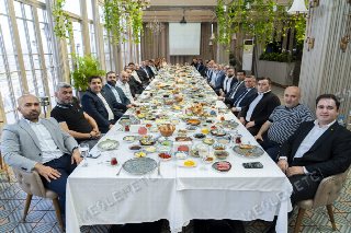 Aprelin 7-də “Günaydın” restoranında ənənəvi “İşgüzar Səhər Yeməyi” çərçivəsində xanım sahibkarların da iştirakı ilə 40-a yaxın Marsol Group partnyoru növbəti dəfə bir araya gəlib.